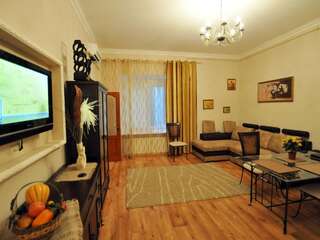 Апартаменты Odessa Rent - Mayakovskogo lane 9 Одесса Апартаменты с 1 спальней: ул. Пастера, 42-2