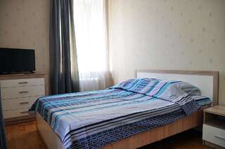 Апартаменты Odessa Rent - Mayakovskogo lane 9 Одесса Апартаменты с 2 спальнями, 30 Novoselsky-3